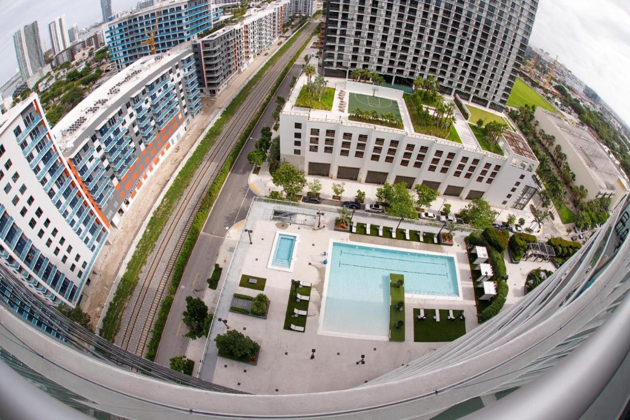 Midtown Miami Residences Doral Bagian luar foto